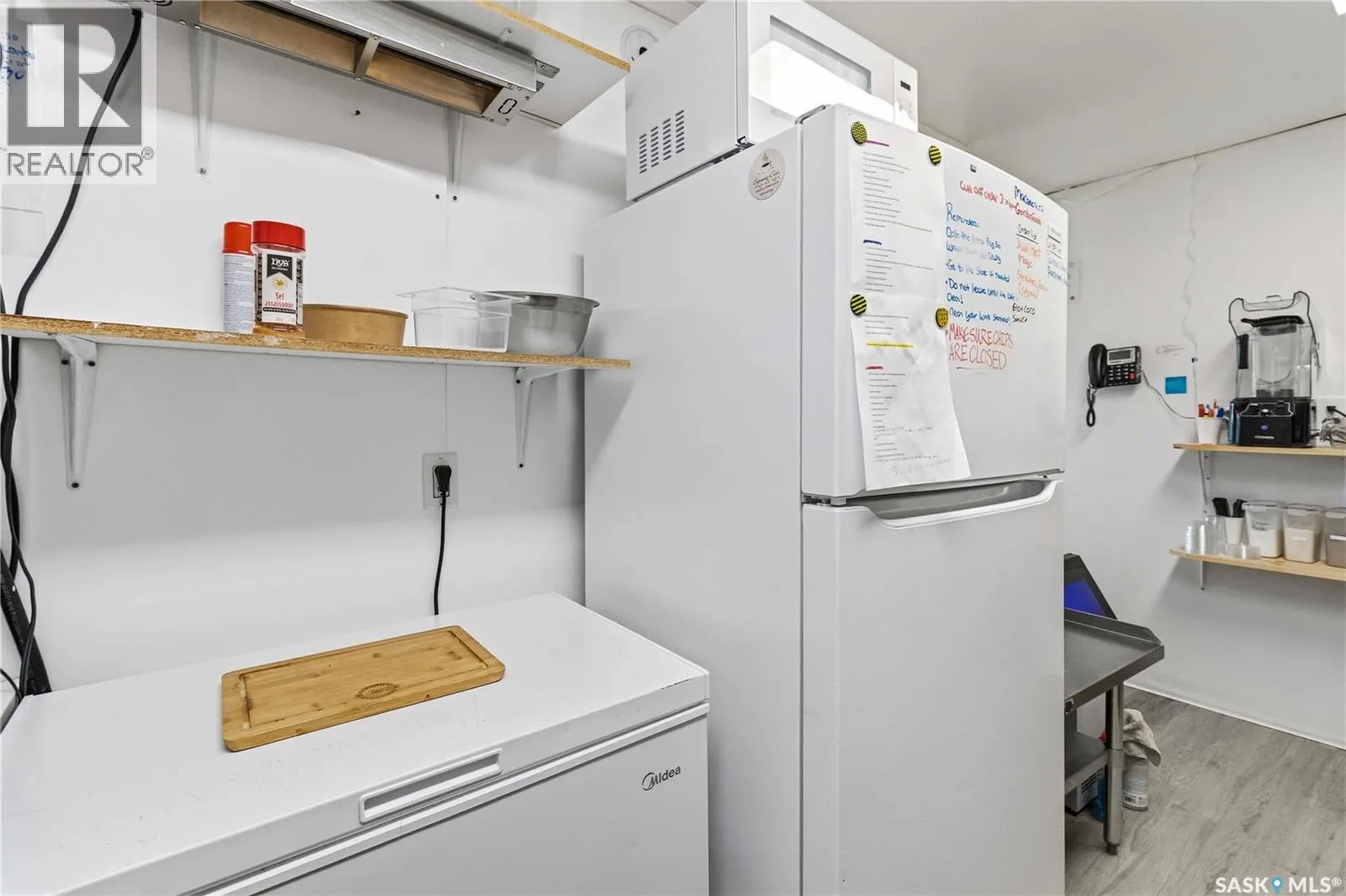 119 1st STREET S