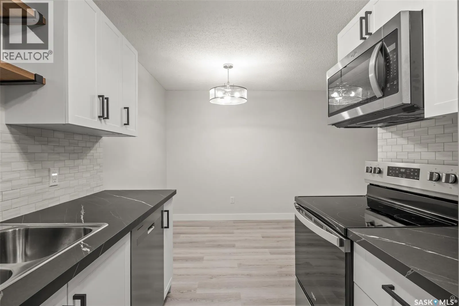 513 1580 Olive Diefenbaker DRIVE