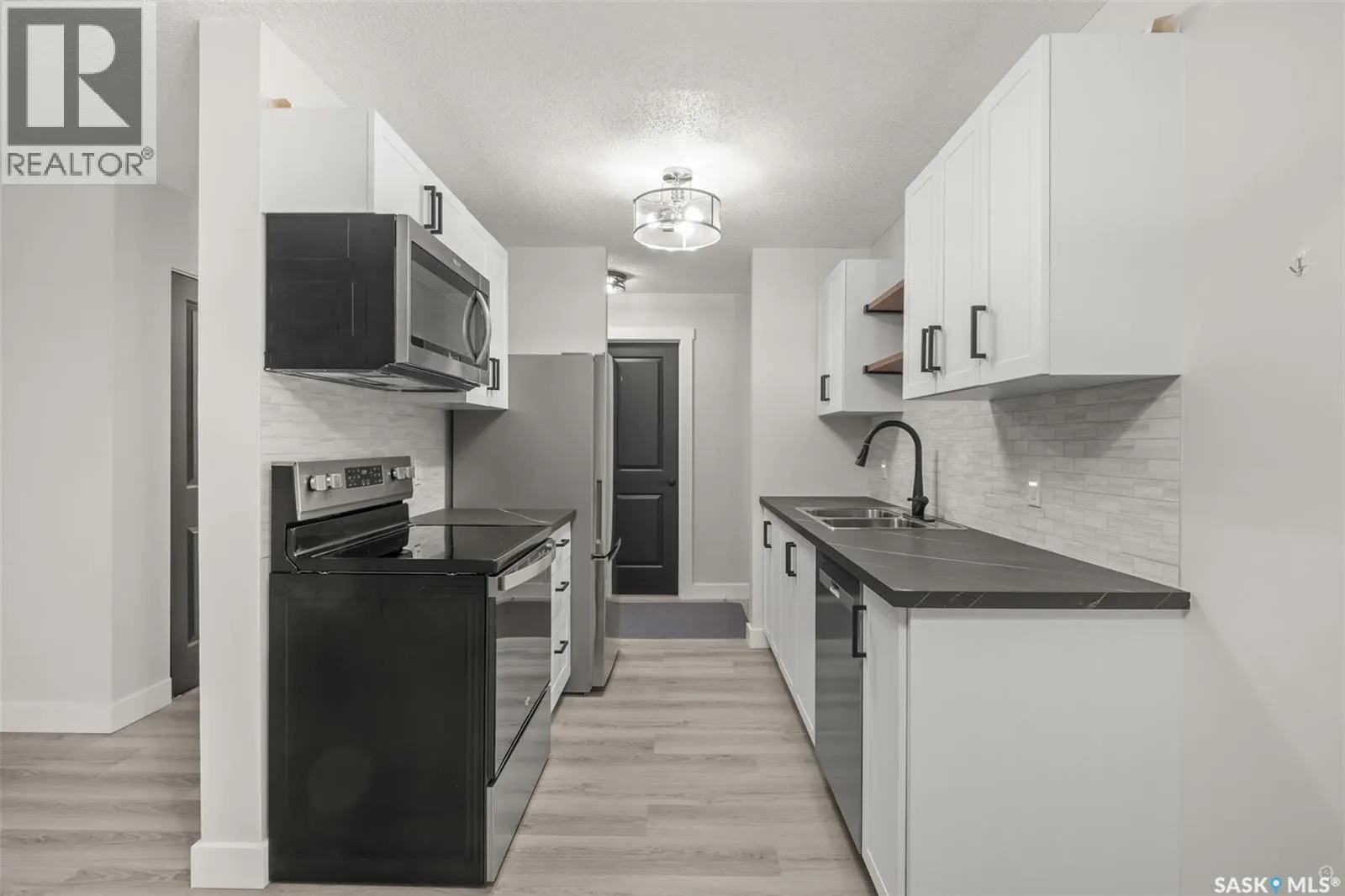 513 1580 Olive Diefenbaker DRIVE
