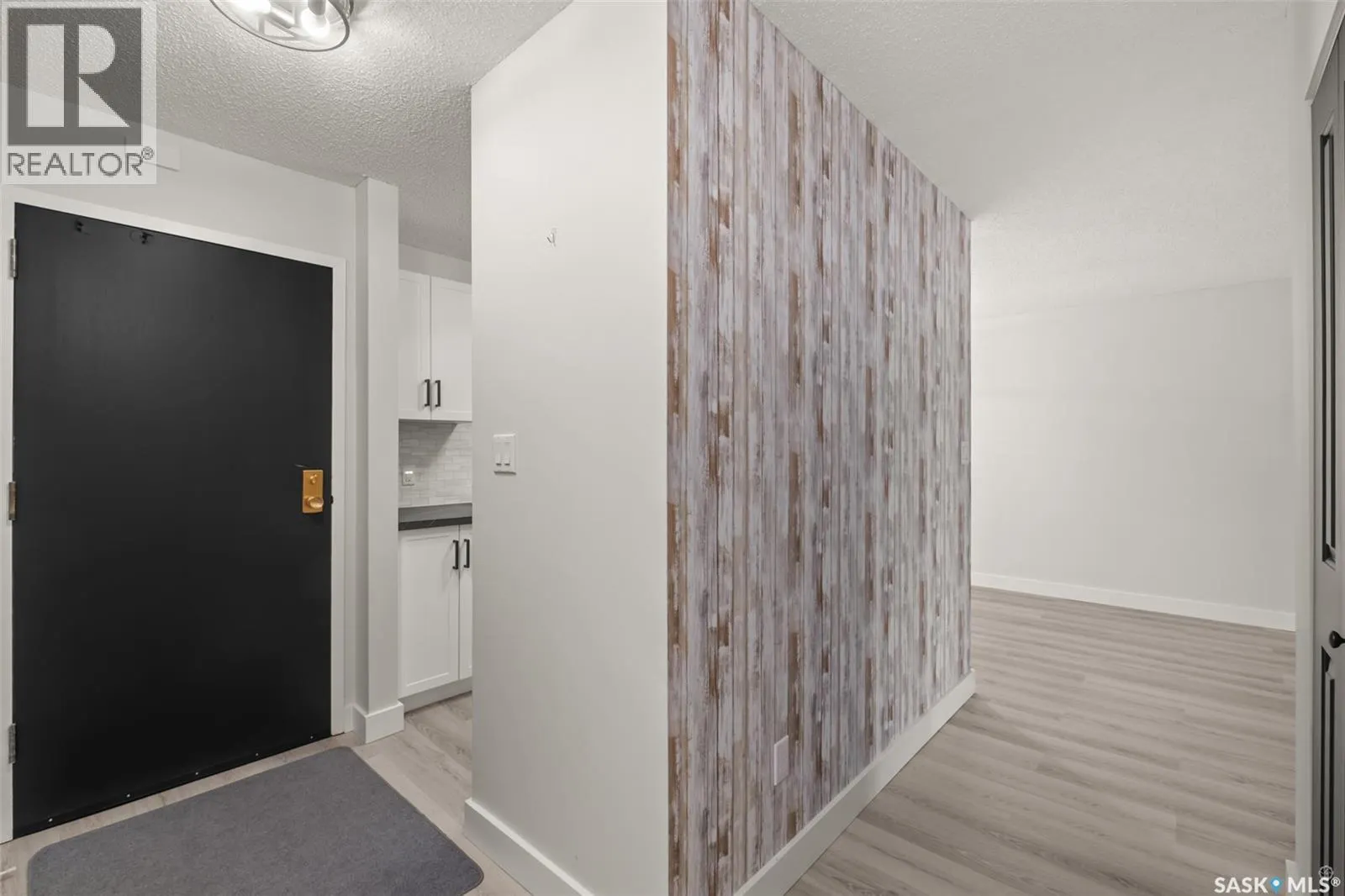 513 1580 Olive Diefenbaker DRIVE