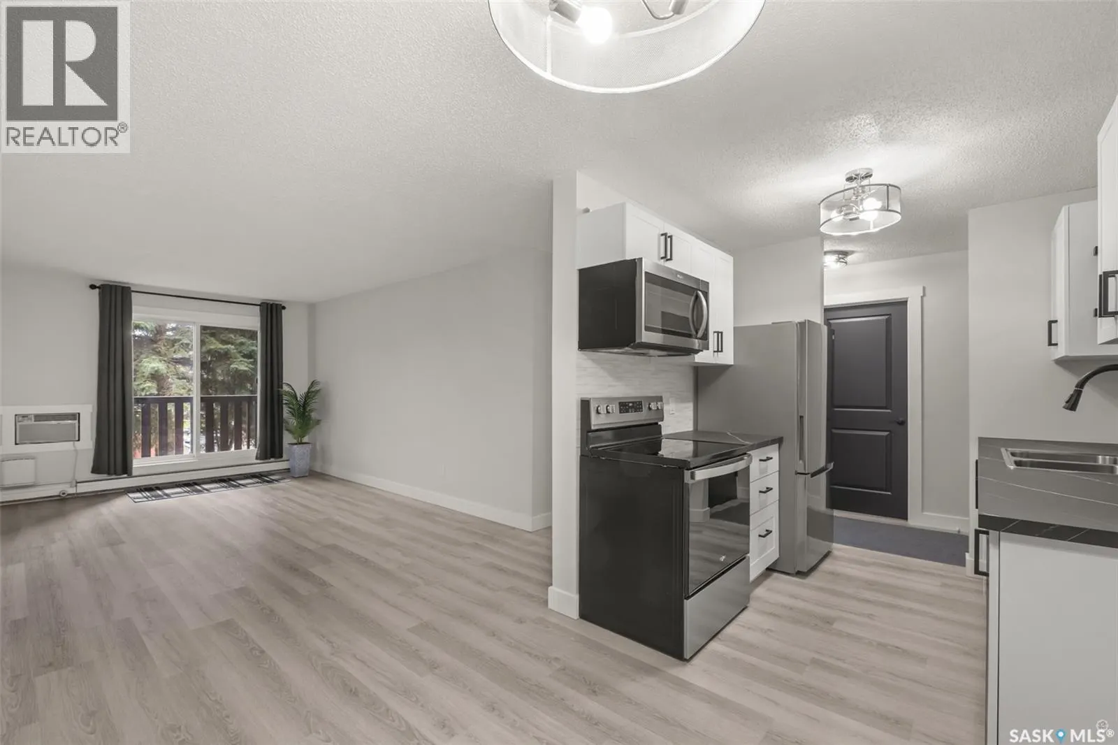 513 1580 Olive Diefenbaker DRIVE
