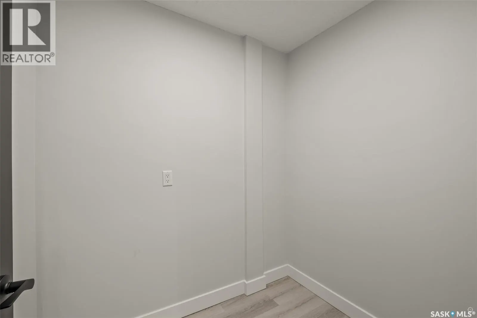513 1580 Olive Diefenbaker DRIVE