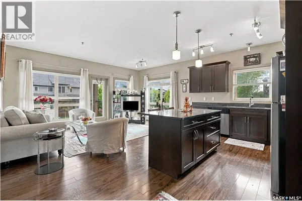 133 121 Willowgrove CRESCENT