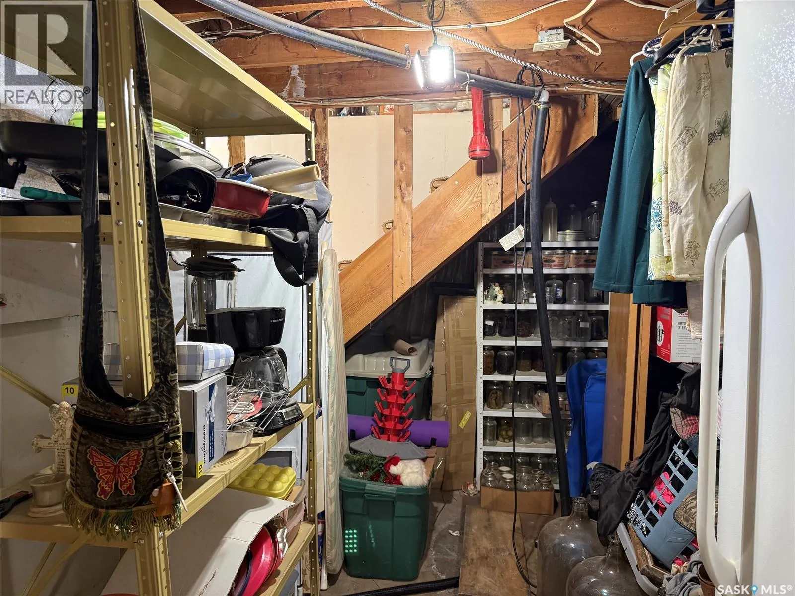 580 Maple STREET W
