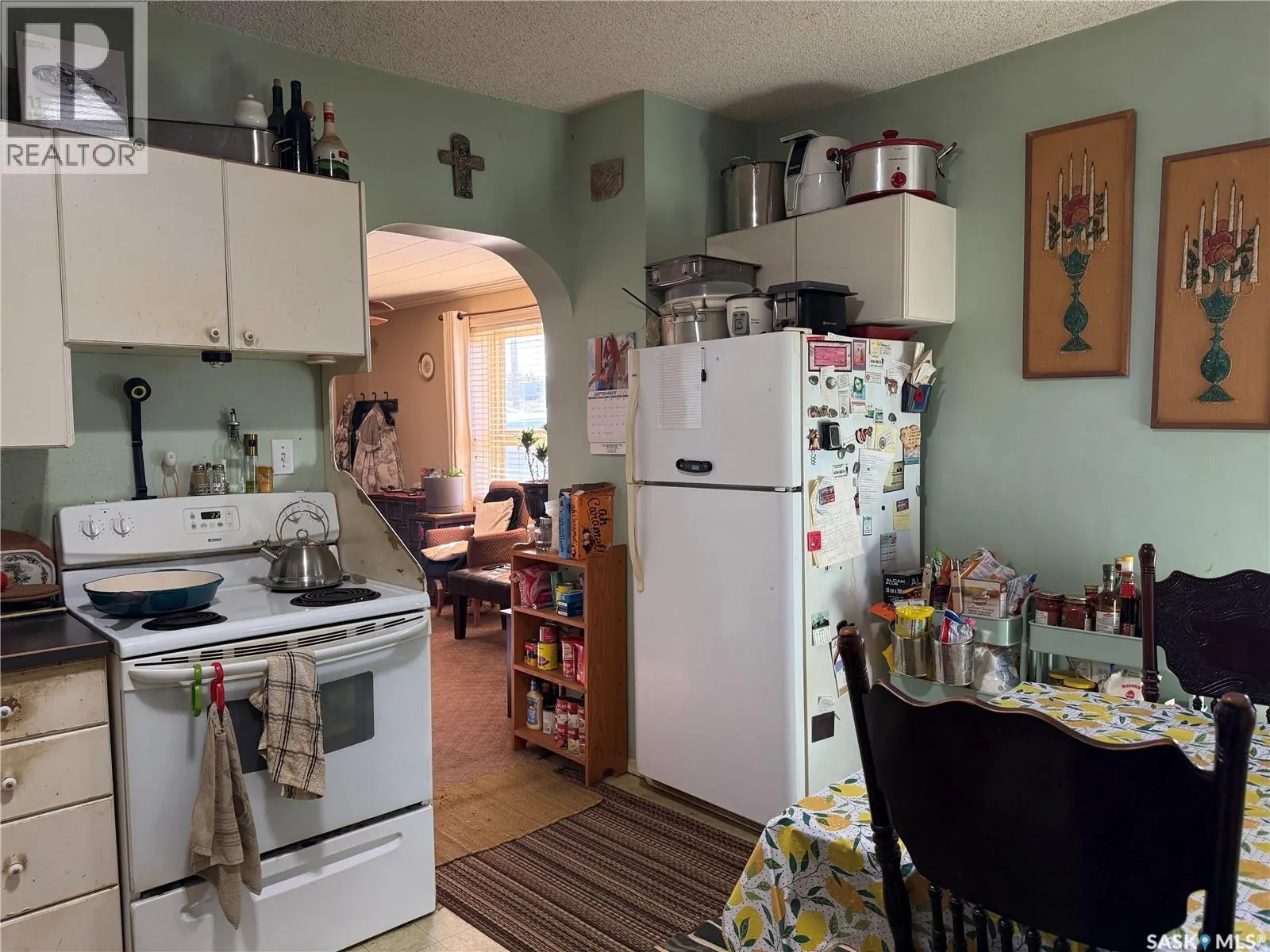 580 Maple STREET W