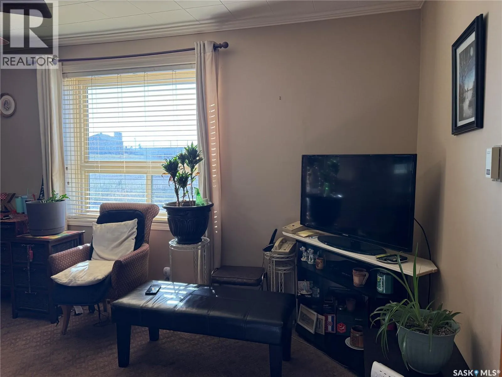 580 Maple STREET W