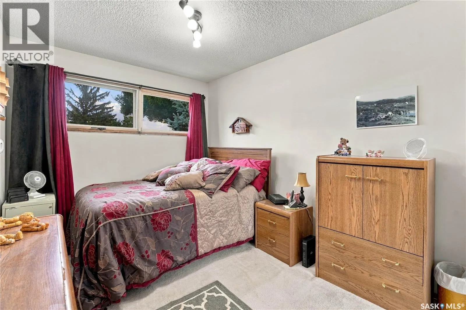 1015 Simcoe STREET