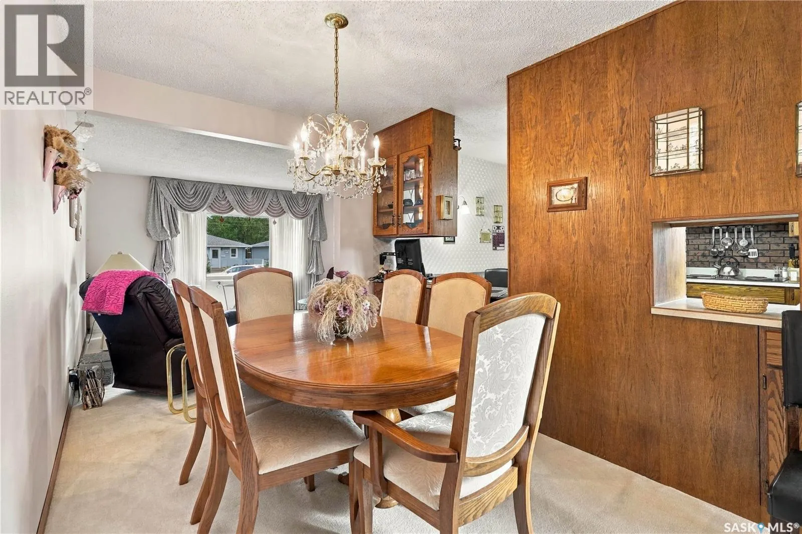 1015 Simcoe STREET