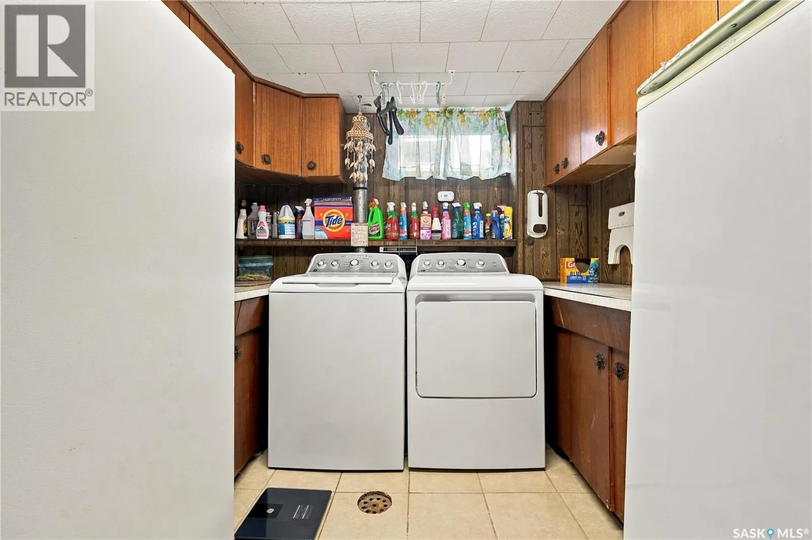 1015 Simcoe STREET