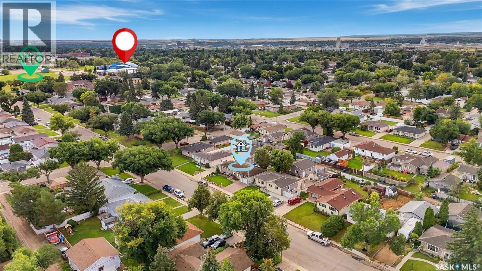 1015 Simcoe STREET