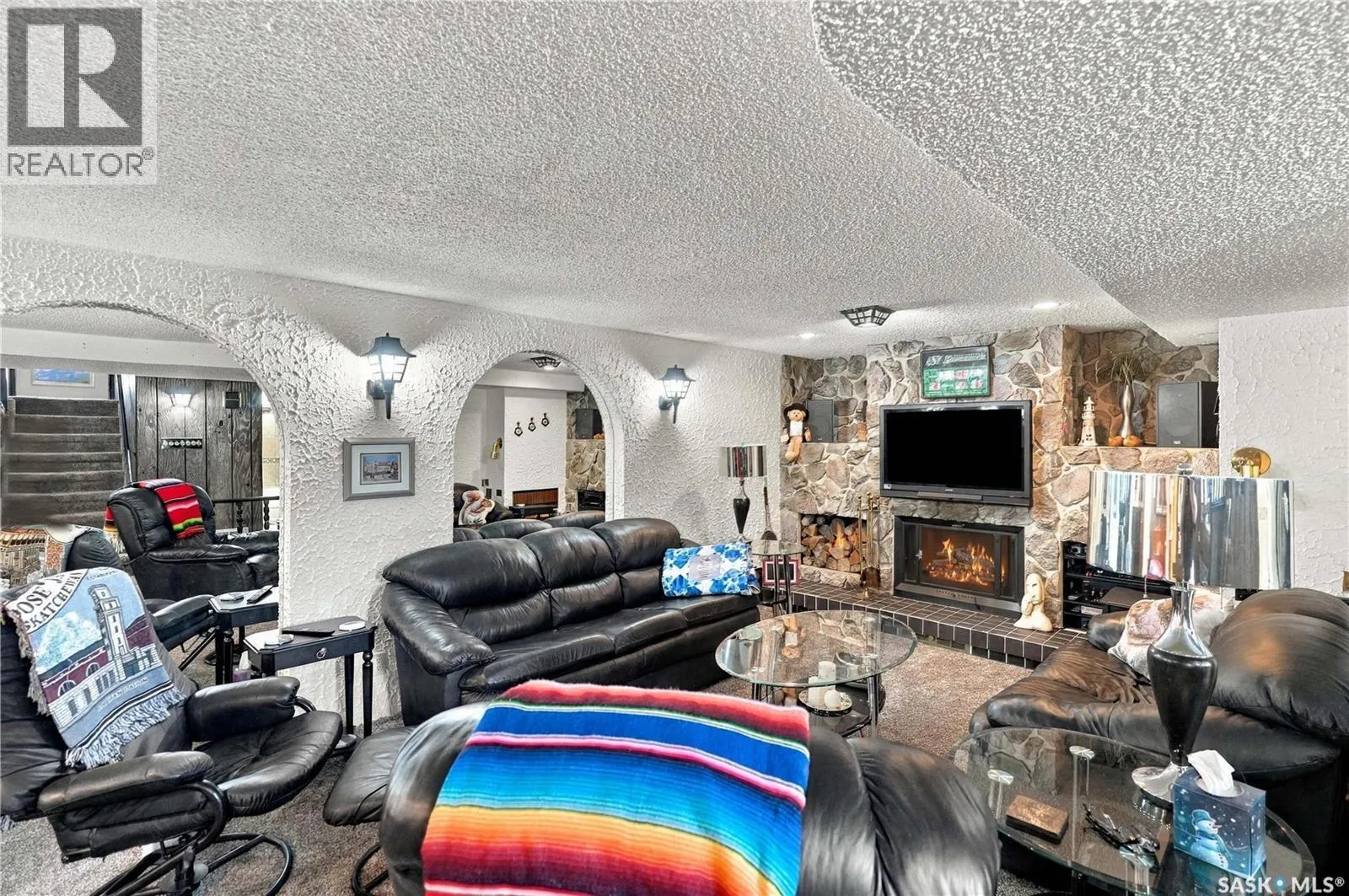 1015 Simcoe STREET