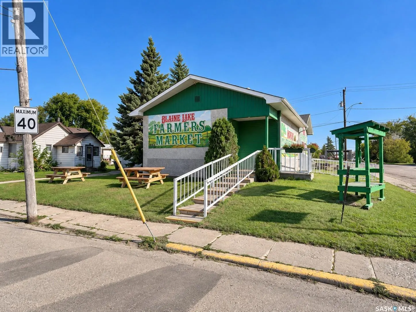 515 Main STREET N