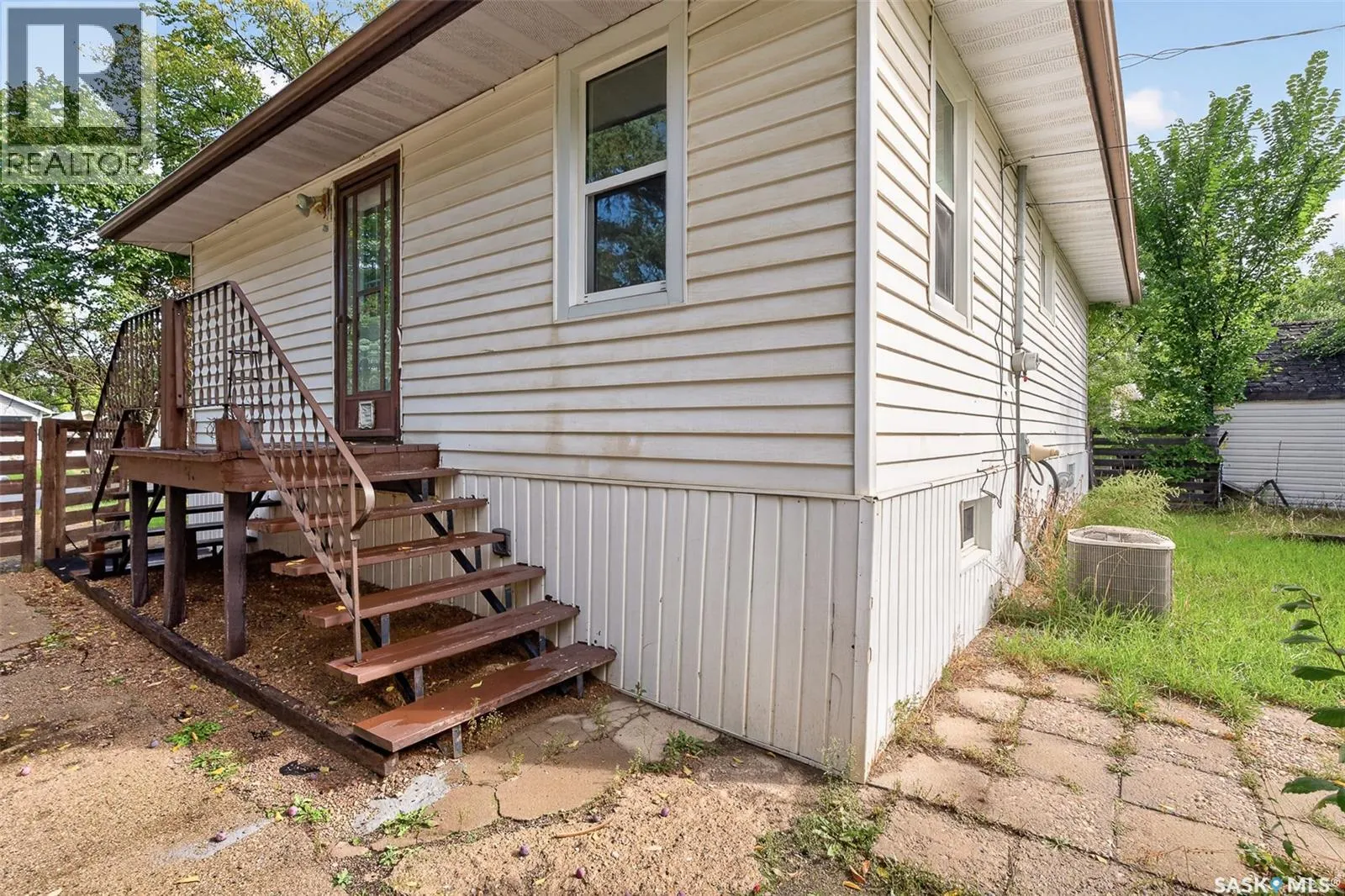 1023 Coteau STREET W