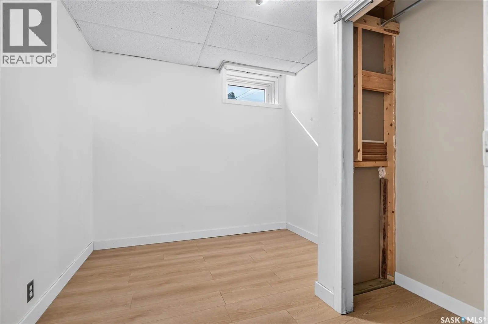 1023 Coteau STREET W