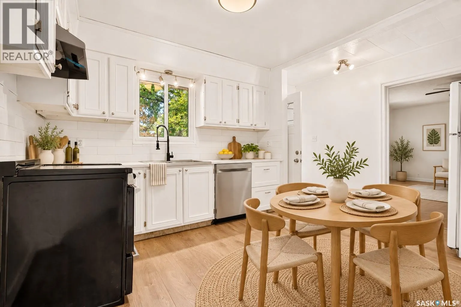 1023 Coteau STREET W