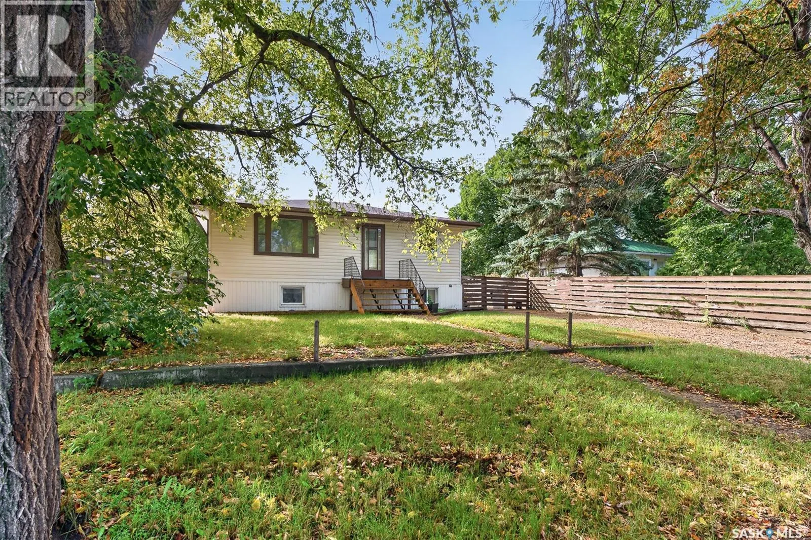 1023 Coteau STREET W