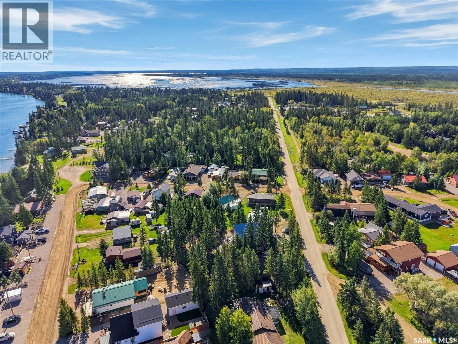 8 Lakeview DRIVE