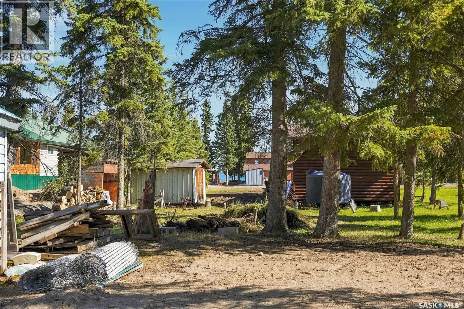 8 Lakeview DRIVE