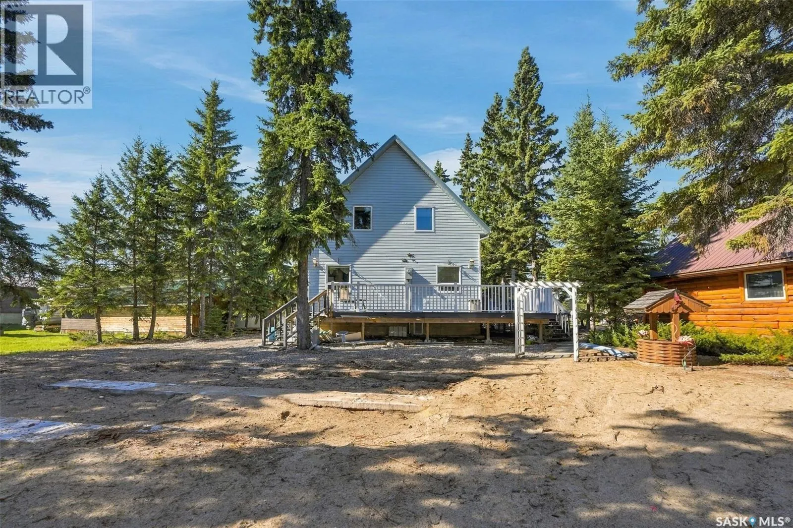 8 Lakeview DRIVE