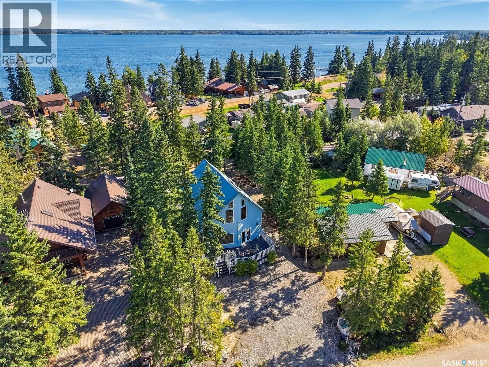 8 Lakeview DRIVE