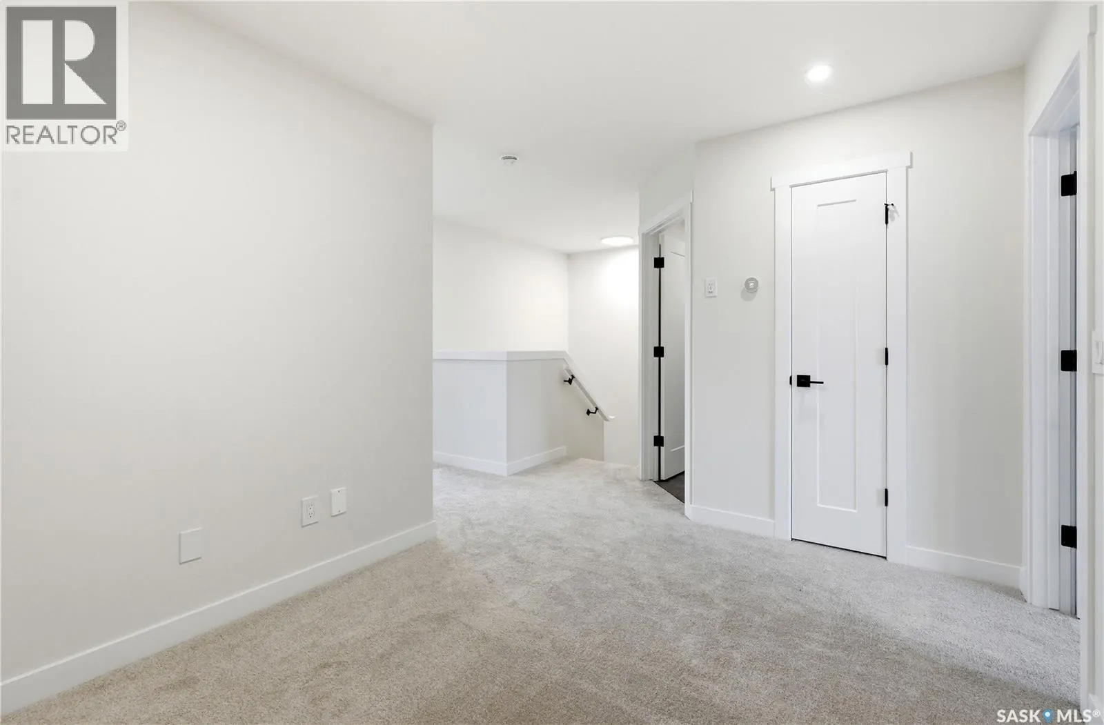 130 155 McFaull WAY