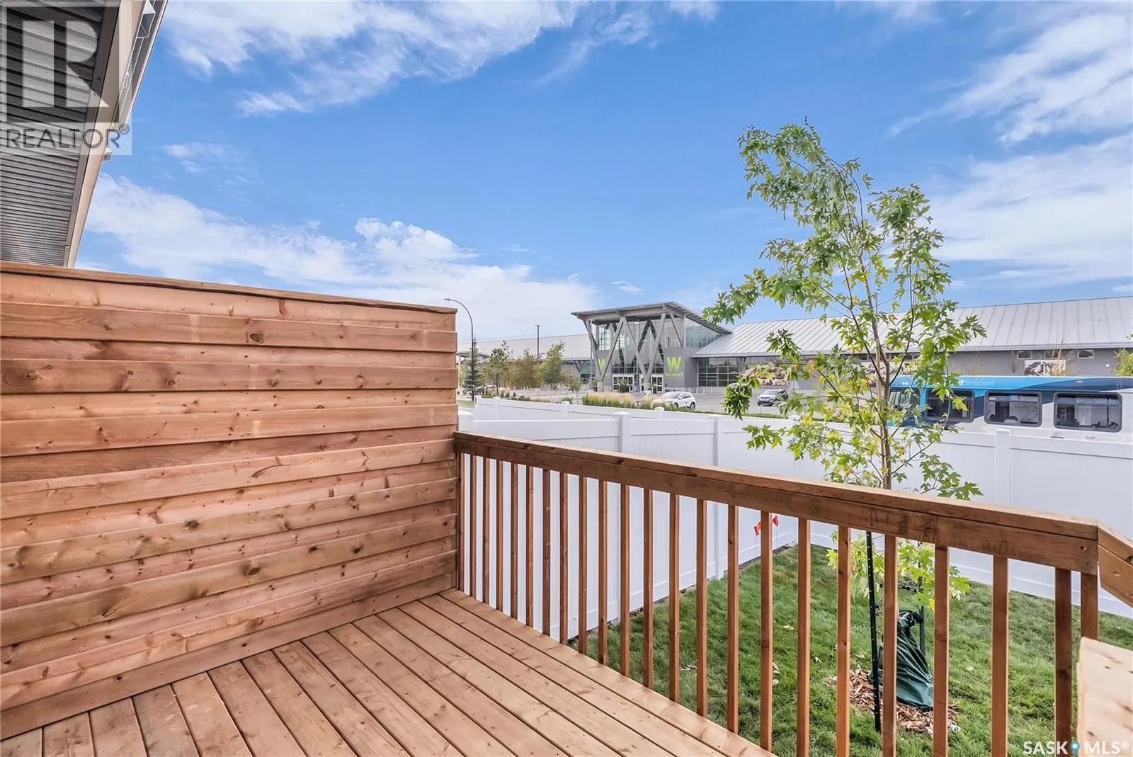 130 155 McFaull WAY