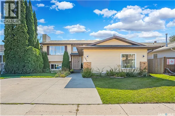 1006 Whitewood CRESCENT