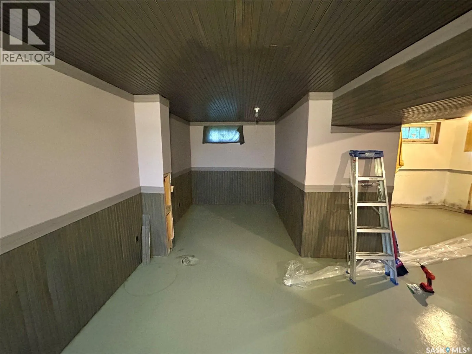 150 24th STREET E