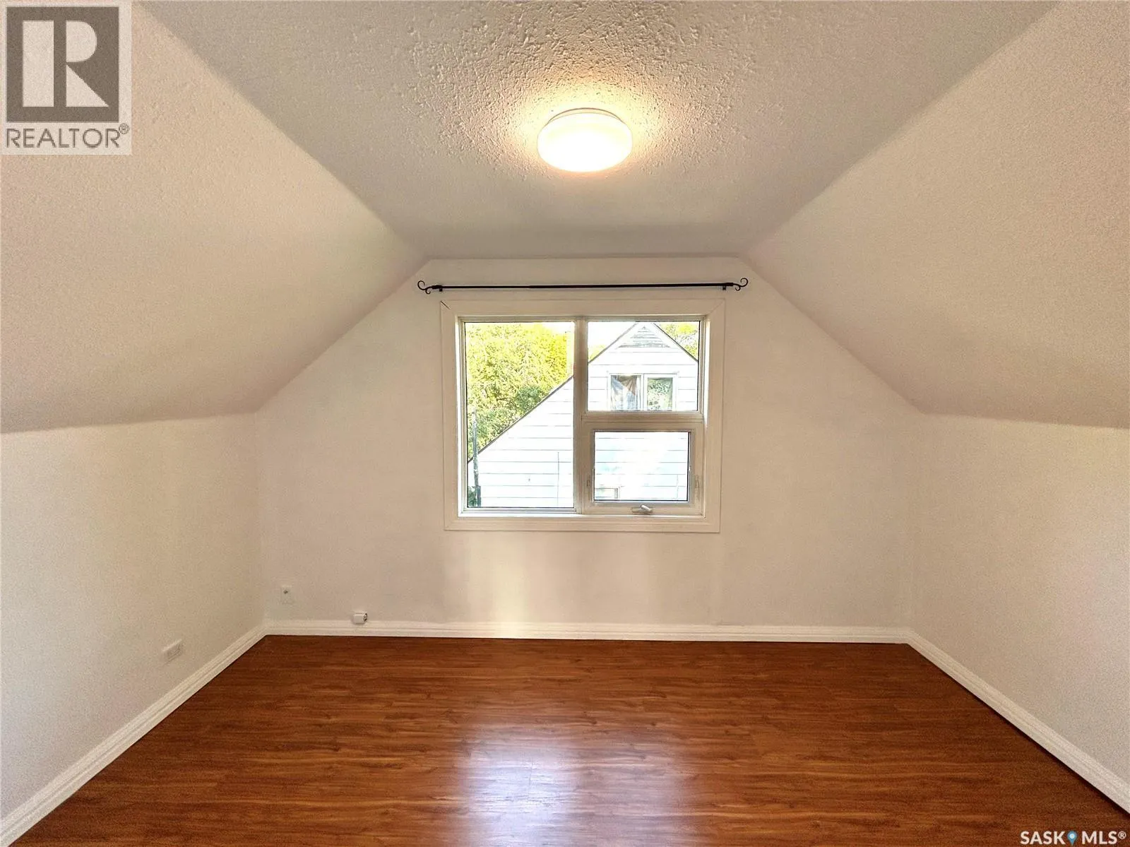 150 24th STREET E