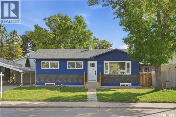 3805 Diefenbaker DRIVE