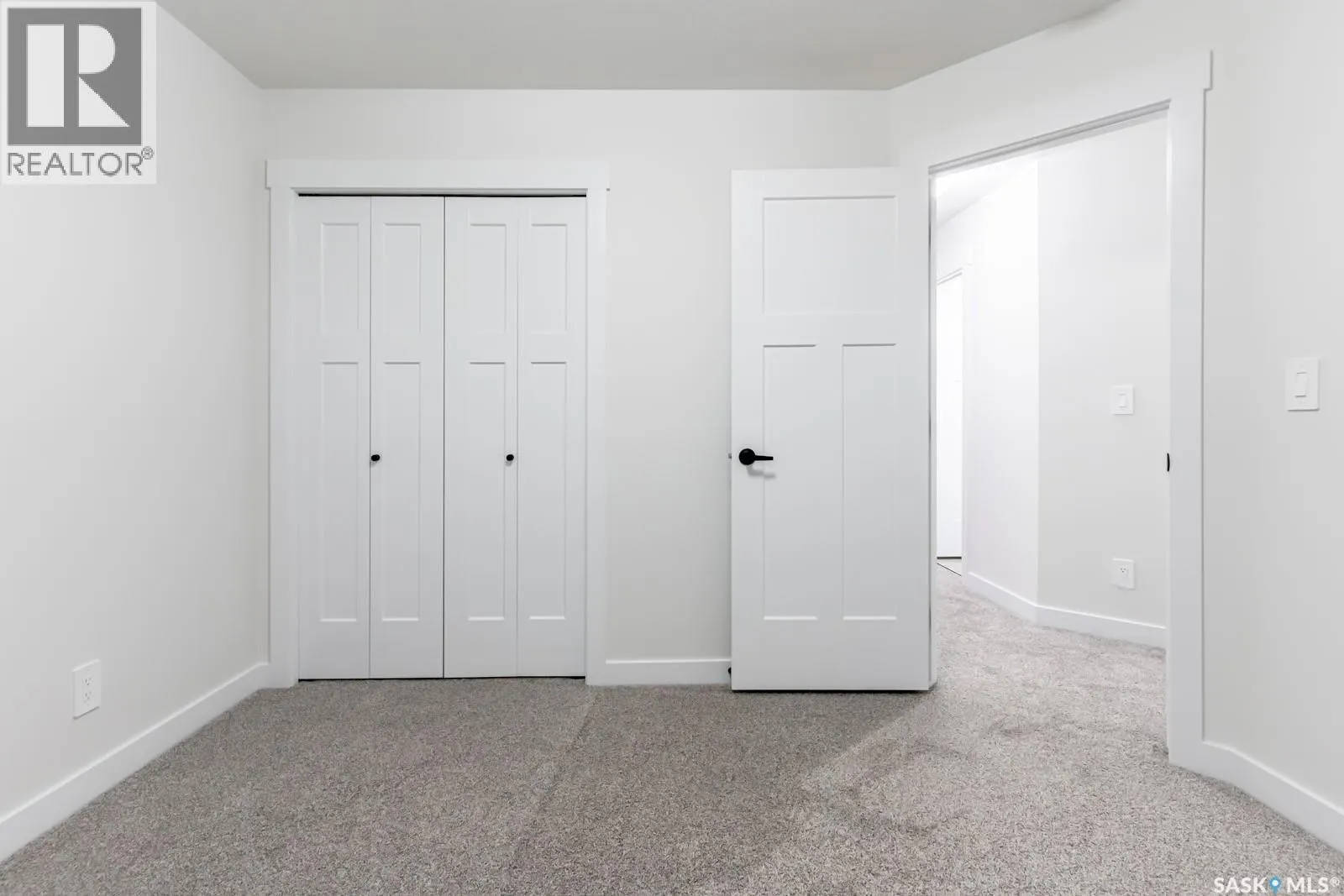 275 Doran WAY
