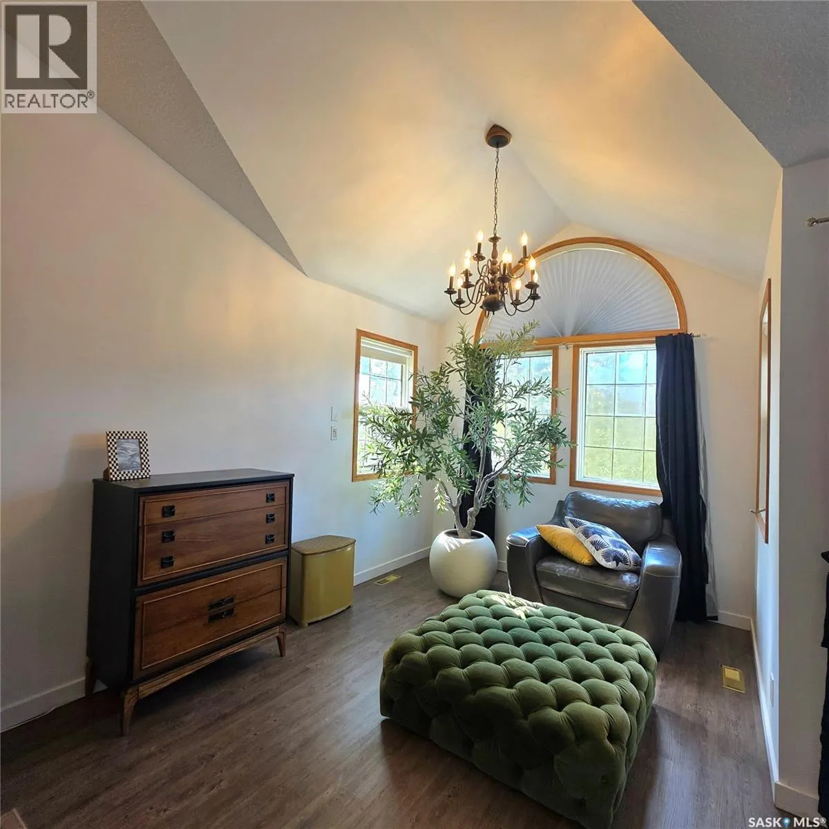 549 Russ-Stan ROAD