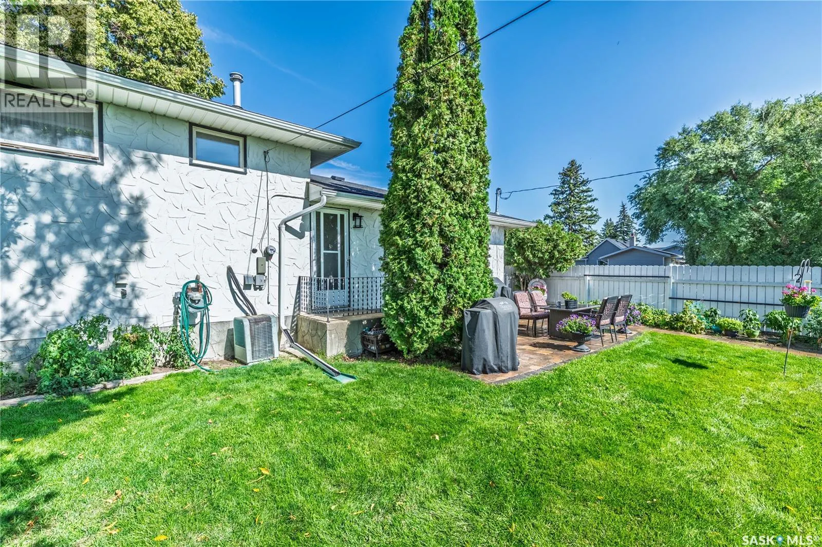 1403 Hochelaga STREET W