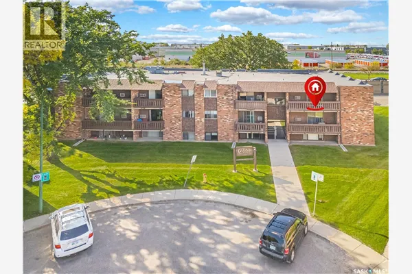 301 143 St Lawrence COURT