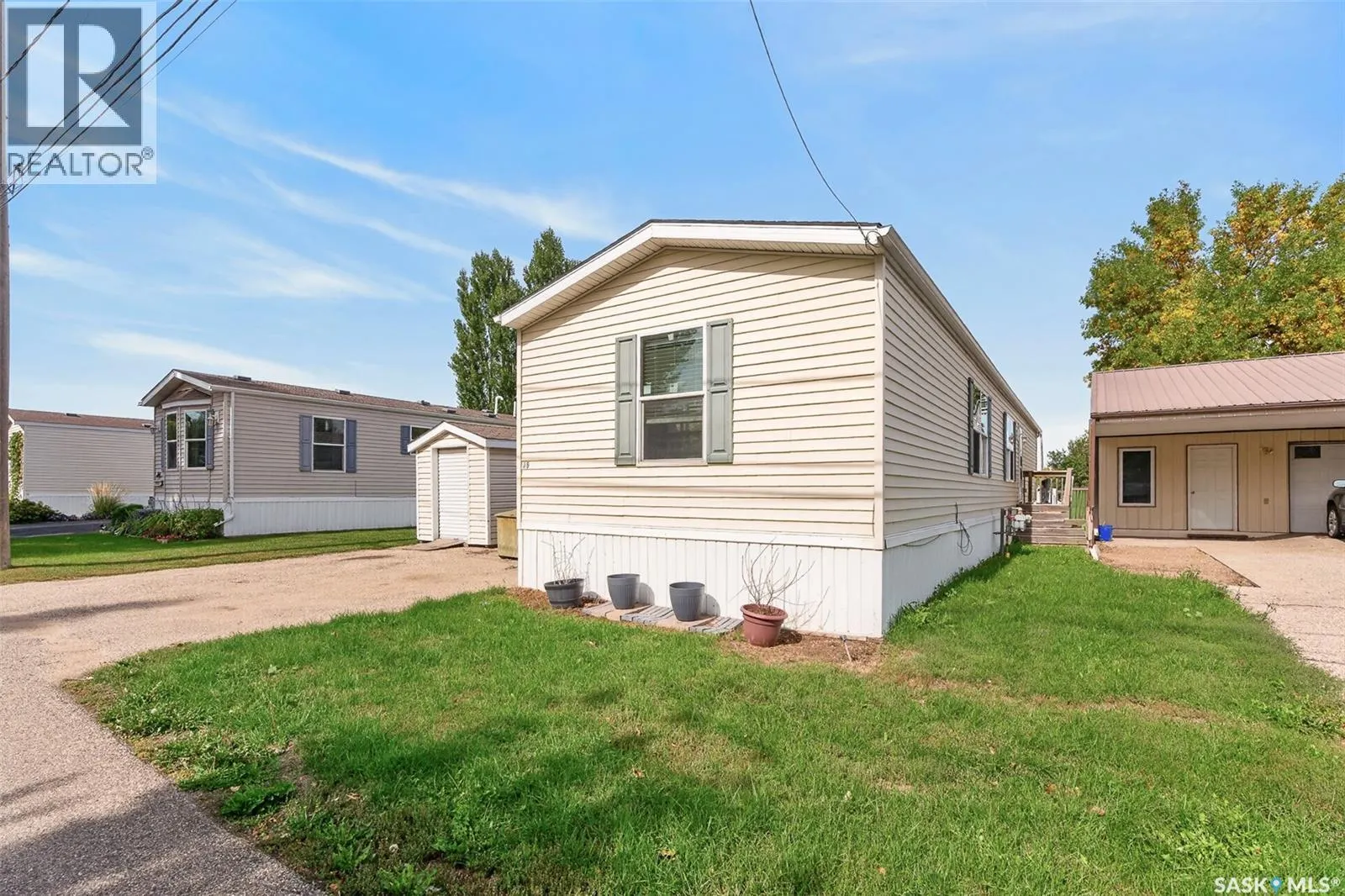 J5 1295 9th AVENUE NE