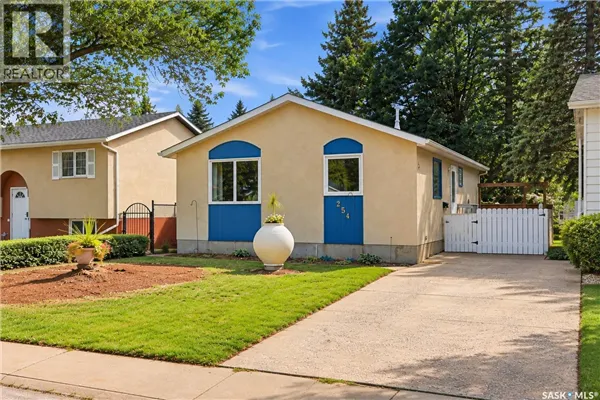 254 McMaster CRESCENT