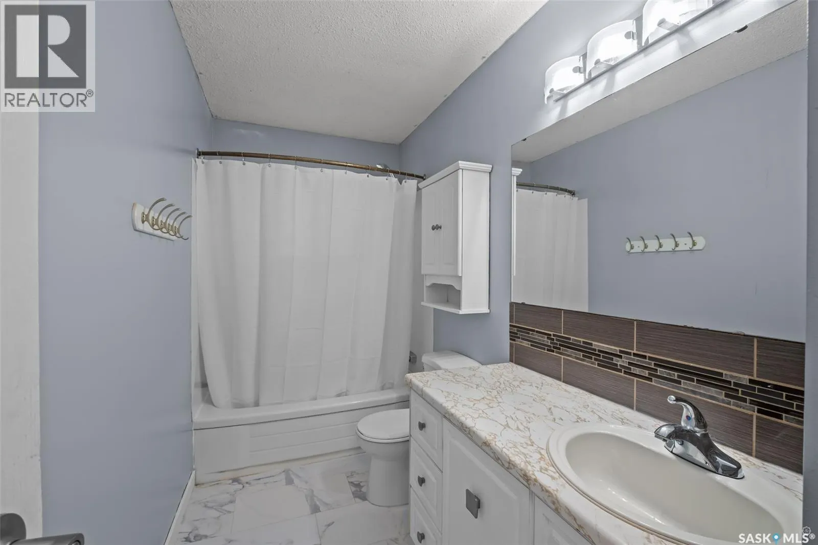 3035 Dunn DRIVE