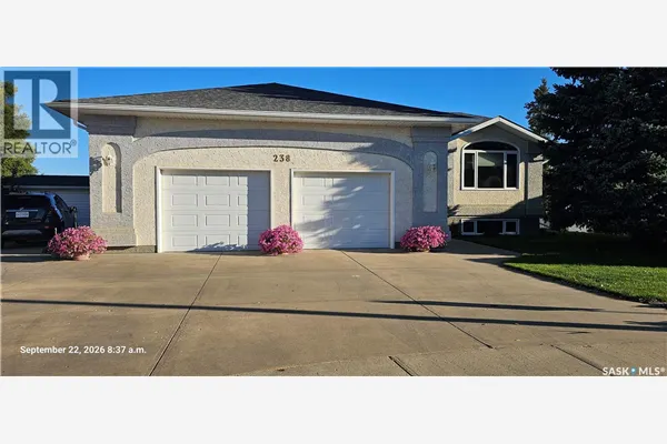 238 McKay COURT