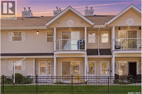 202 F 141 105th STREET W