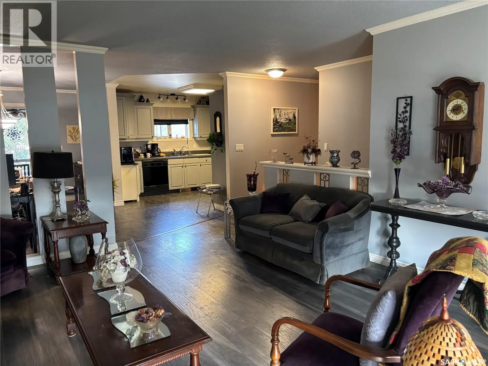 1546 Athabasca STREET W