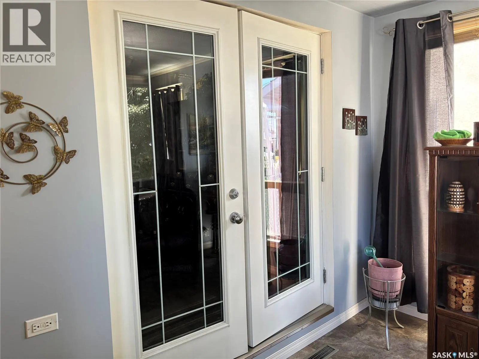 1546 Athabasca STREET W