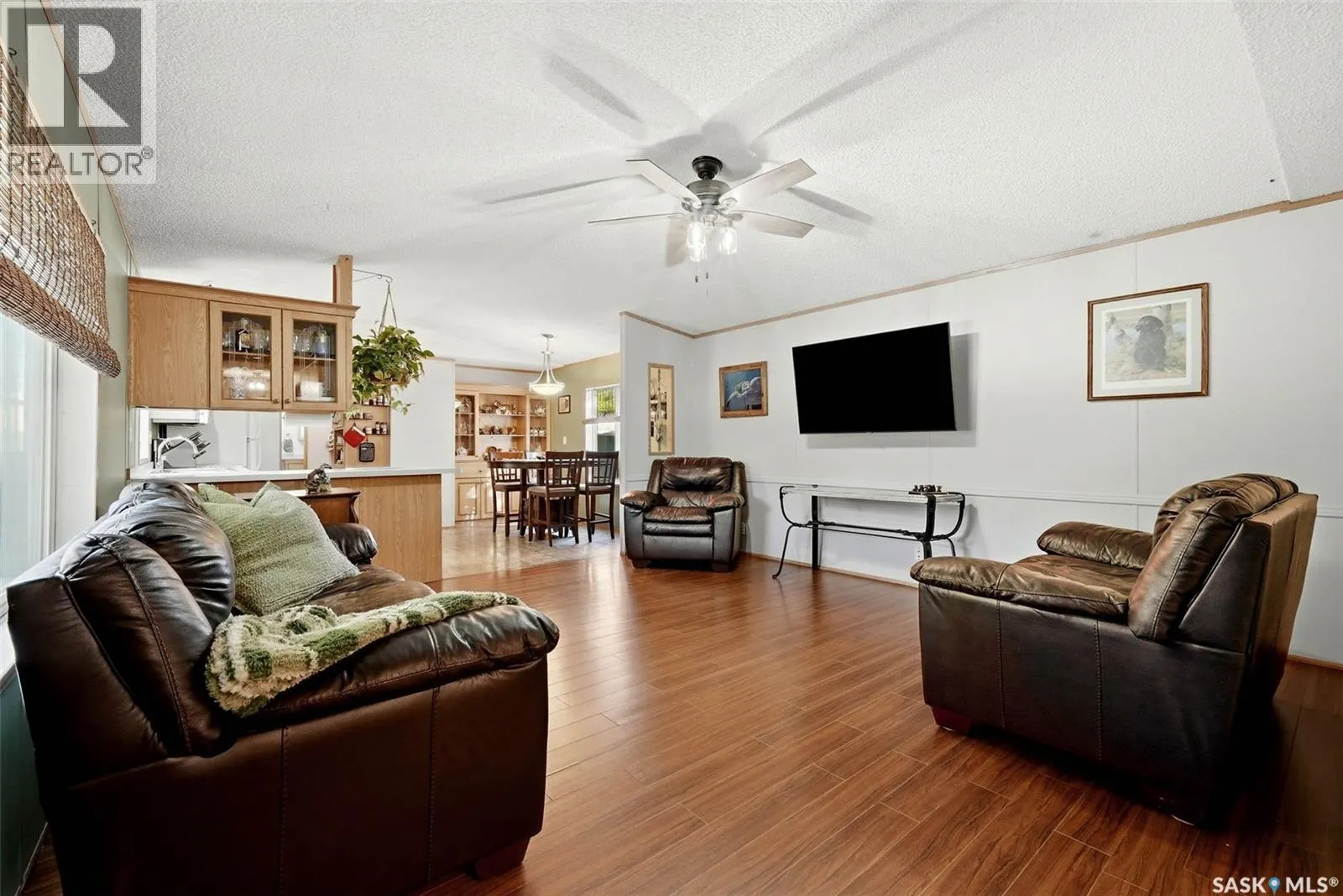 44 Walters COURT