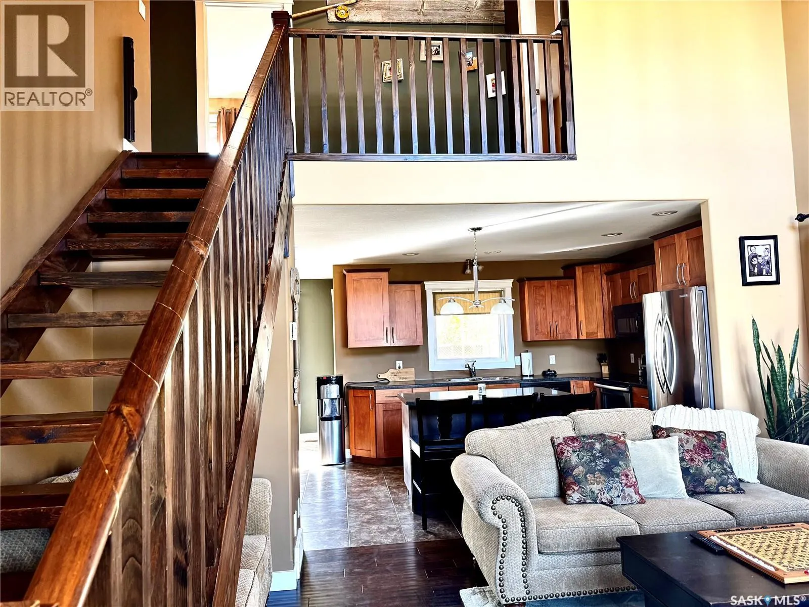 6 Islander DRIVE