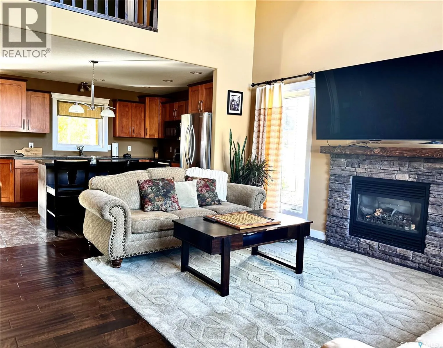 6 Islander DRIVE