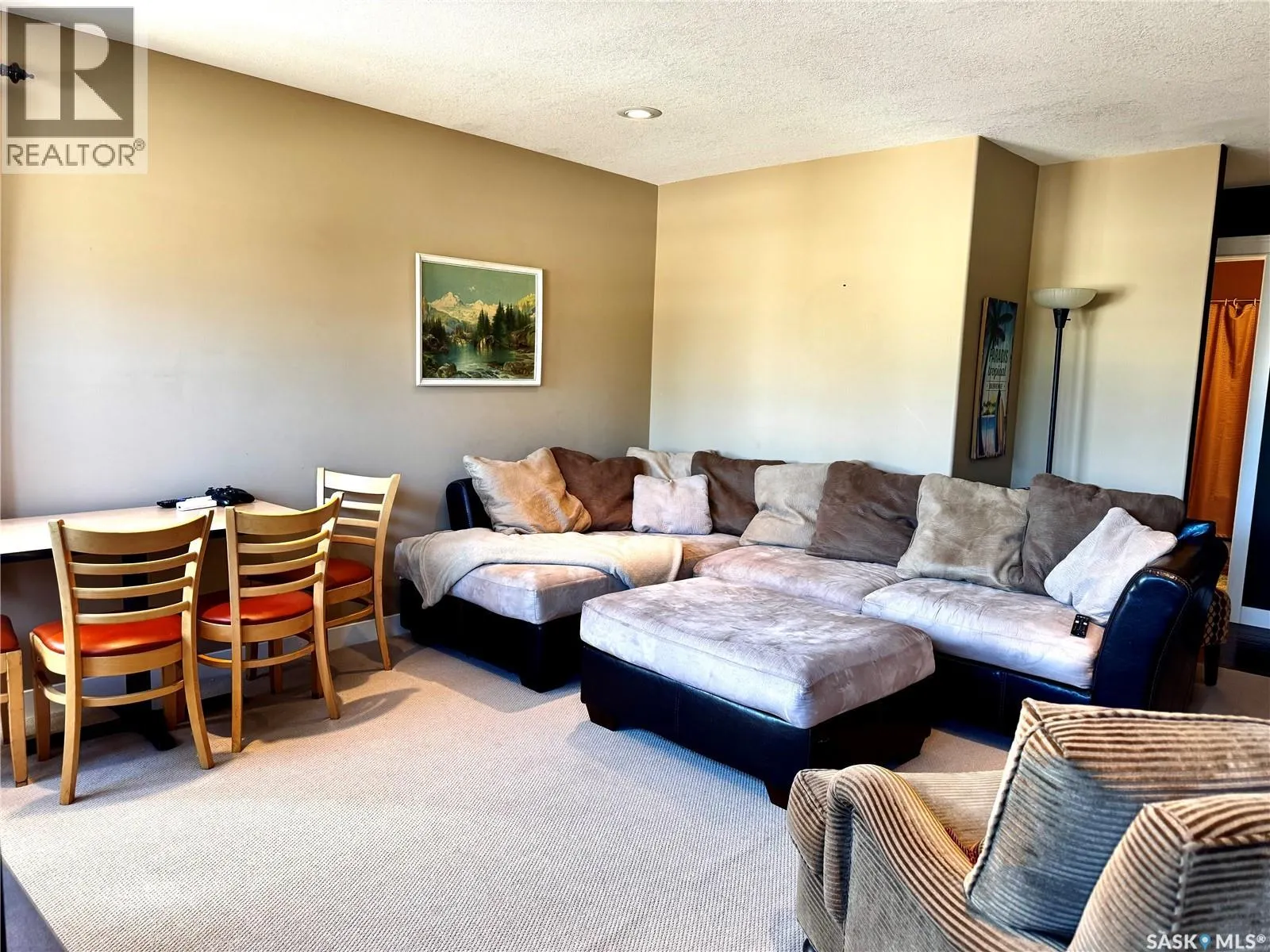 6 Islander DRIVE