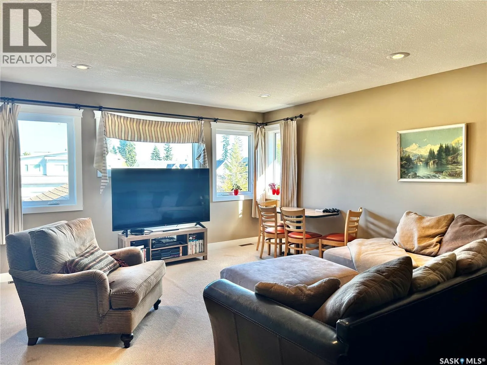 6 Islander DRIVE