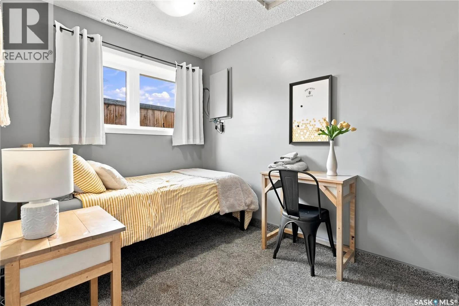 1109 Lillooet STREET W