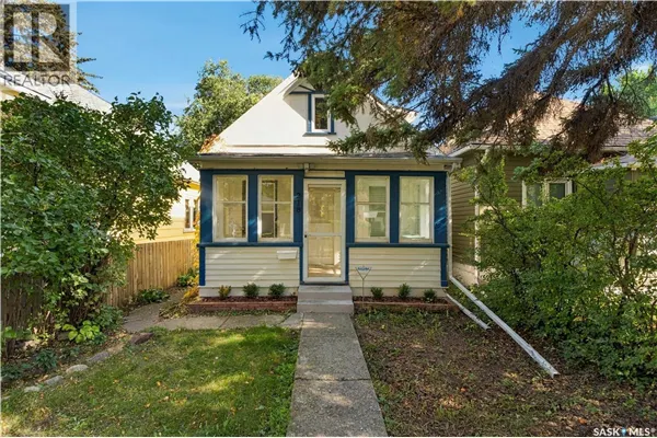 218 G AVENUE N