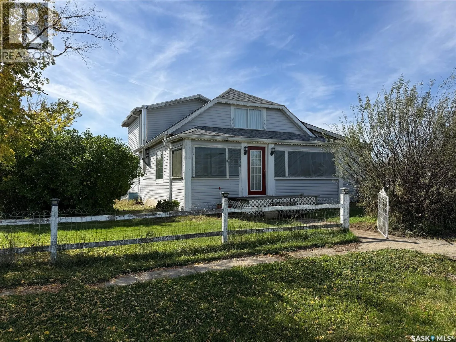 7 1st AVENUE