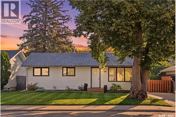 49 Mackenzie CRESCENT